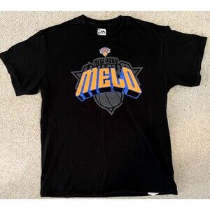 Carmelo Anthony New York Knicks "Melo Logo" T-shirt Size L Large Majestic